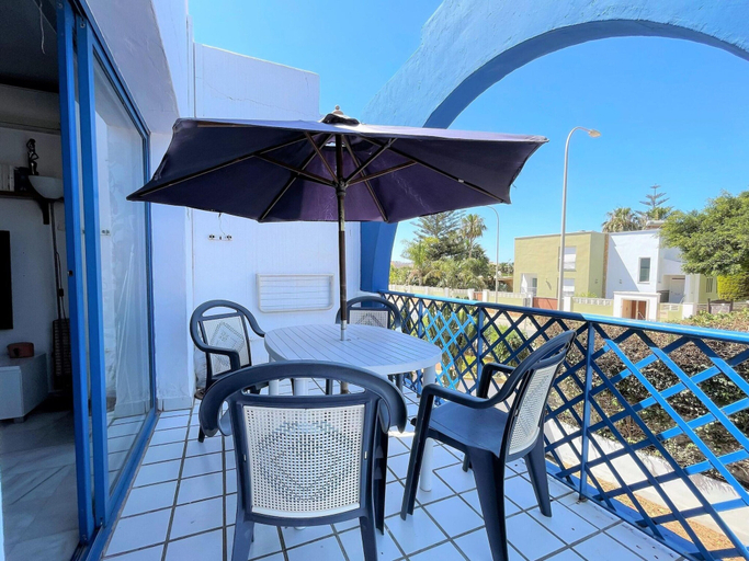 Dining 5, Holiday Home Roquetas de Mar Near Beach, Almería