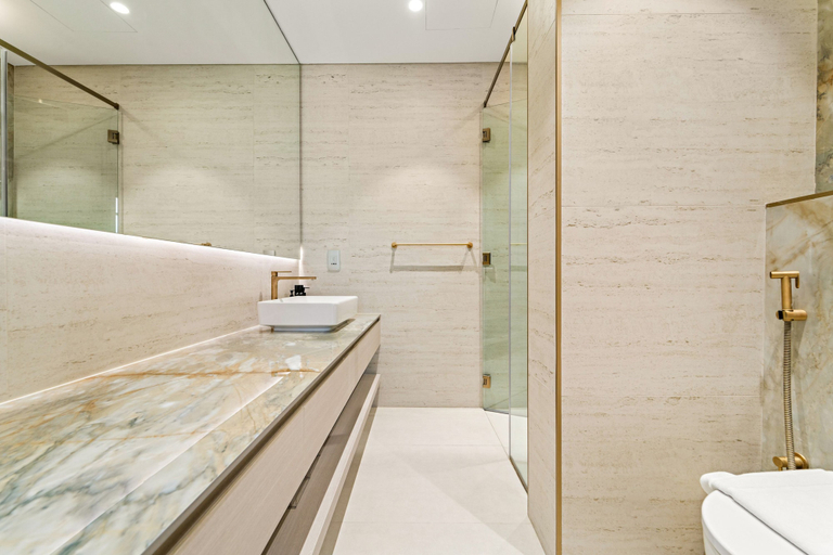 Room 3, Pearl House II - 903 1BD, Dubai