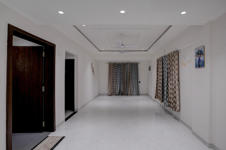 Lobby 5, Fabhotel Opulence Stay, Nashik