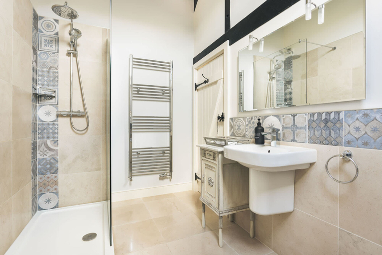 Room 2, Glen Bank in Brampton, Cumbria