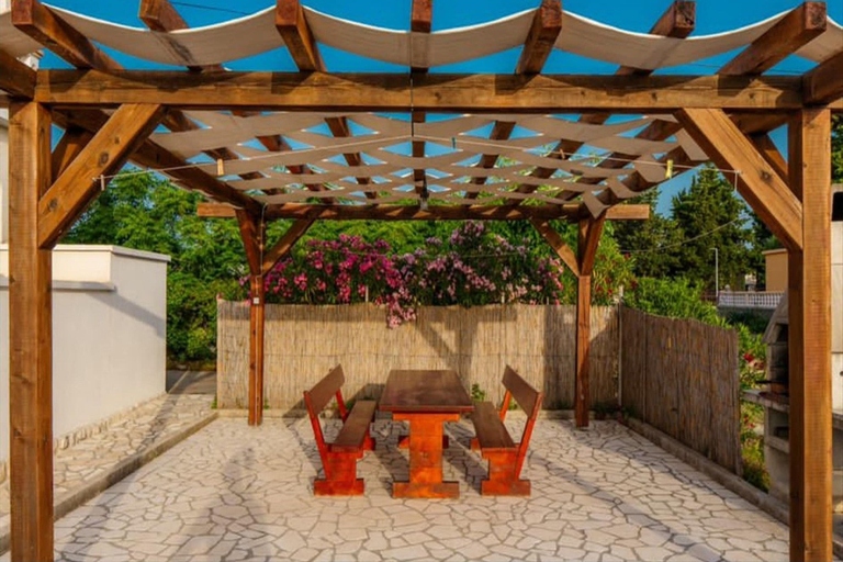 Others 4, Villa in Vrsi With Pool Near Sandy Beach, Nin