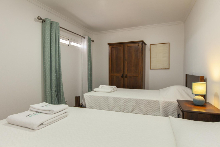 Room 5, HH 06 - 2 Bed Apartment in Olive Hills Guesthouse, Silves