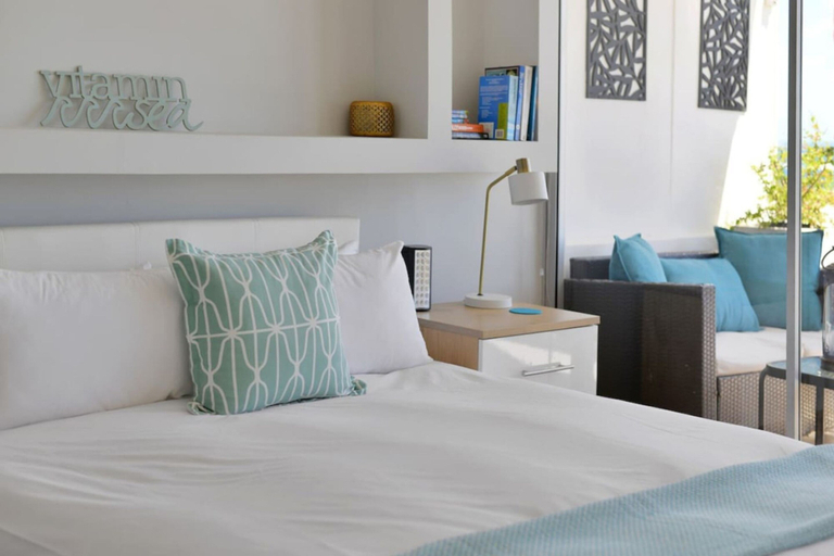 Room 3, Top-Floor 2-Bed Beachfront | Sunny Camps Bay Views, City of Cape Town