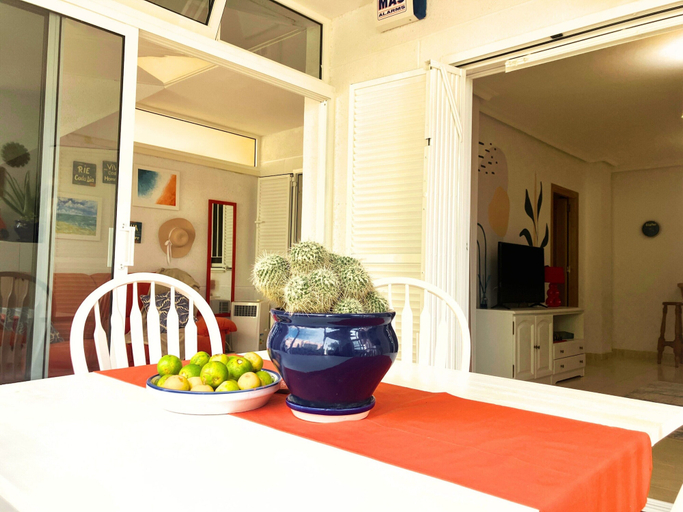 Dining 3, Comfortable Stay in Orihuela Costa, Alicante