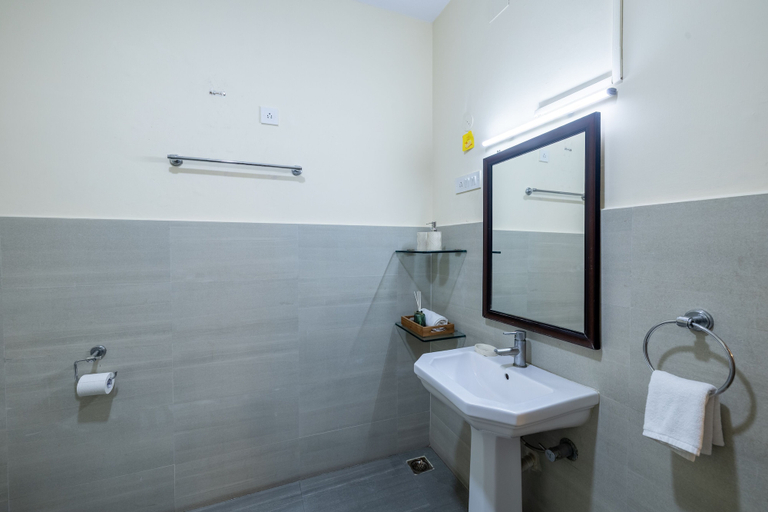 Bathroom 4, Hanu Reddy Residences Wallace Garden, Chennai
