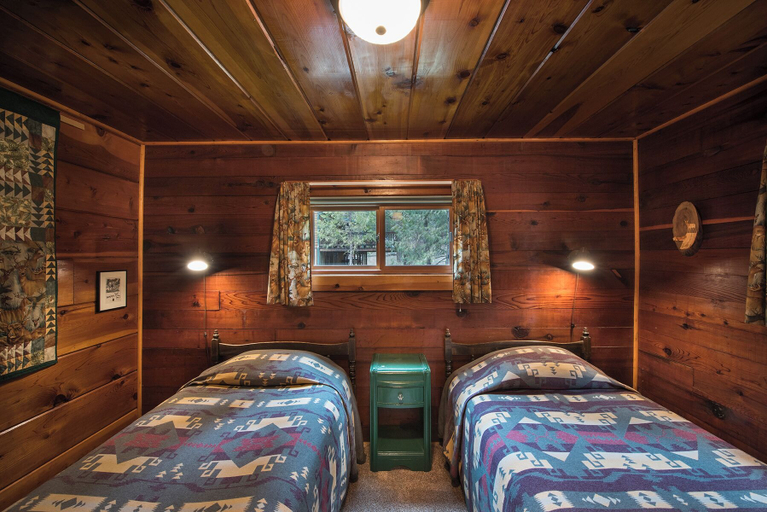 Bedroom 2, Wapiti, Mariposa