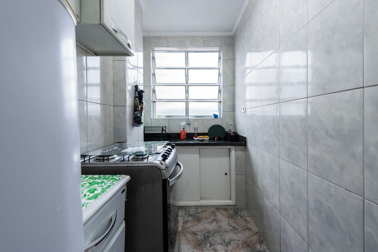 Room 3, Loft Acolhedor com Estacionamento a 150m da Praia, São Vicente