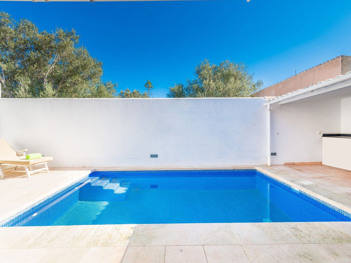 Others 3, Sestanyolet - Villa With Private Pool. Free Wifi, Baleares