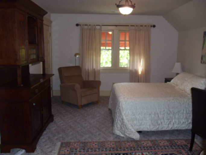 Room 3, Ida s Cottage in Jacksonville, Jackson