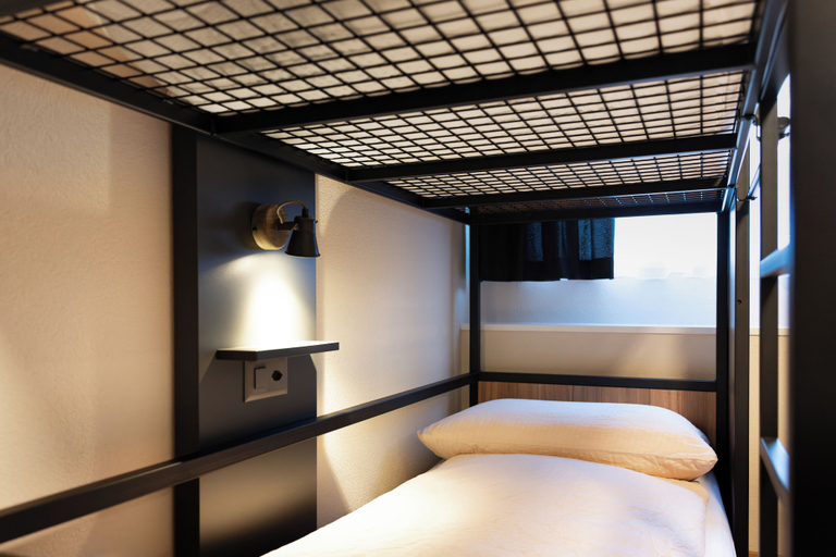 Bedroom 4, Eiger Lodge Easy, Interlaken