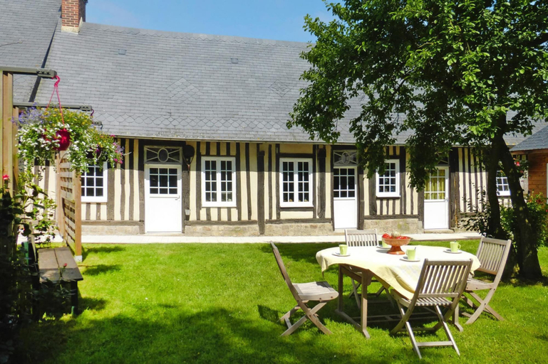 Others 1, Cottage in Normandy near Alabaster Coast, Seine-Maritime