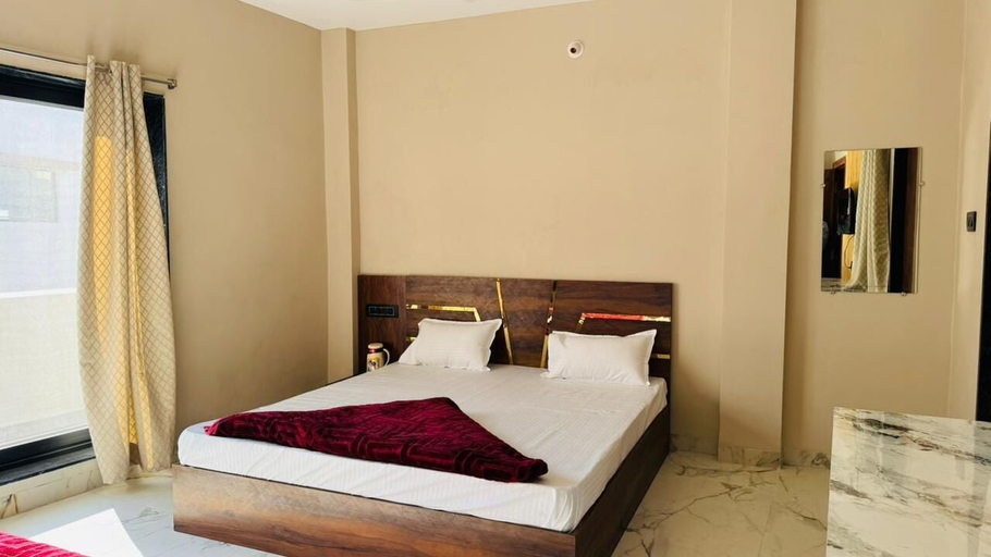 Room 4, Hotel Shri Kaila Devi, Ujjain