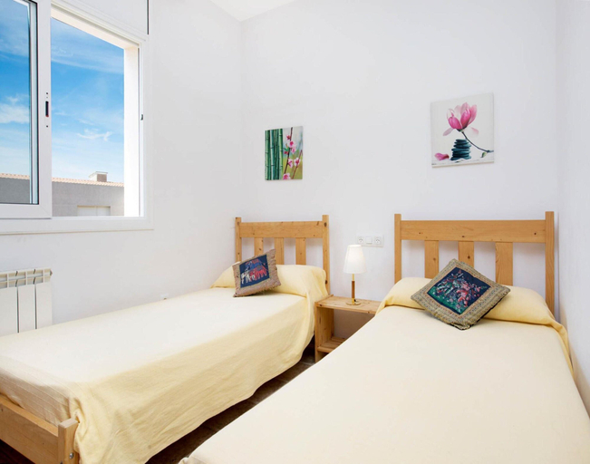 Room 2, 3-bedroom Villa in Tamariu, Girona