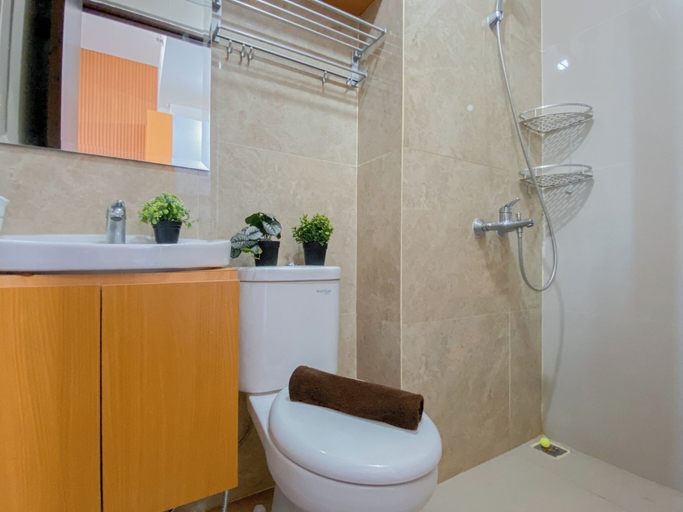 Interior 5, Orange Style Studio At Transpark Cibubur Apartment, Depok
