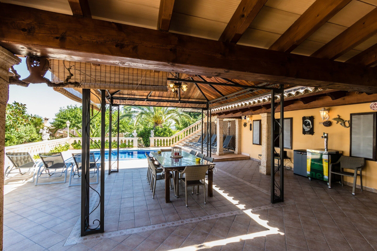 Balcony 4, Beautiful Villa at the Heart of Playa de Palma, Baleares