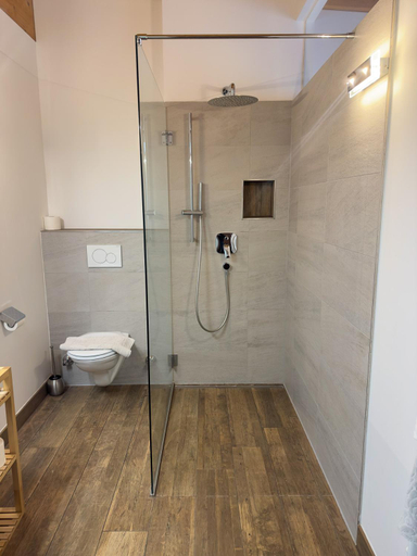 Bathroom 2, Gasthof Hirschen, Innsbruck Land