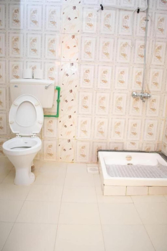Bathroom 3, Bekam Hotel Kerugoya, Kirinyaga Central