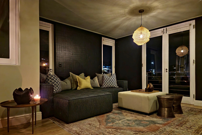 Room 2, Bo-kaap Elegance Historic Luxury Mountain Views, City of Cape Town