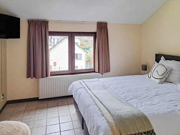 Bedroom 2, Au Coeur d'Alle by Belvilla, Namur