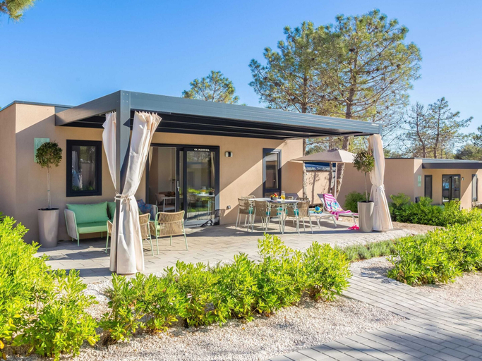 Exterior 2, Mobile Homes at Aminess Avalona Resort, Island Pag, Povljane