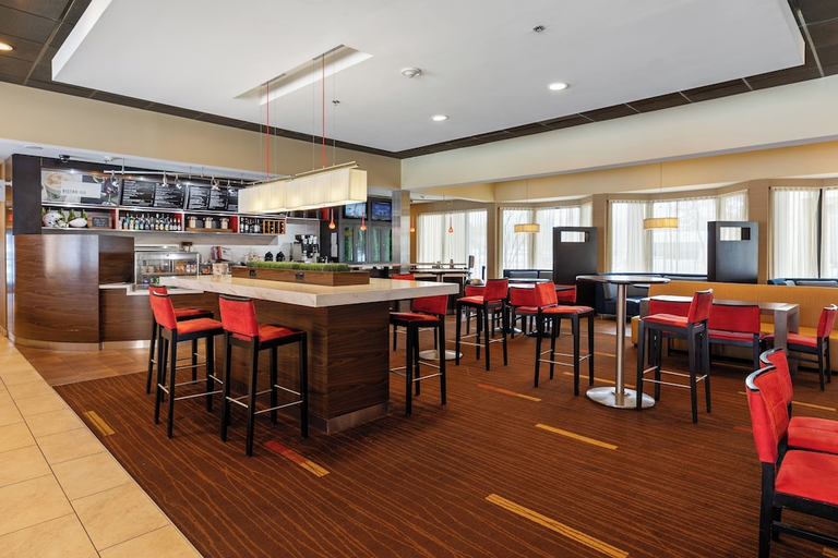 Food & Drinks 5, Courtyard by Marriott Toledo Airport Holland, Lucas
