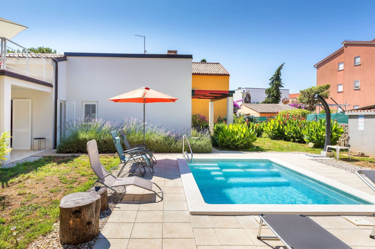 Primary image, Villa Ziziphus - Private Pool With Jacuzzi, Premantura