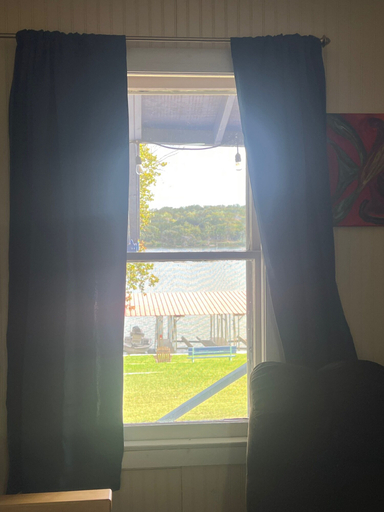 Room 5, Lakeside Valentine, Llano