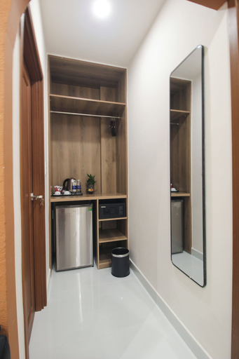 Room 4, De Lustora Hotel & Apartment - District 1, HCM., District 1