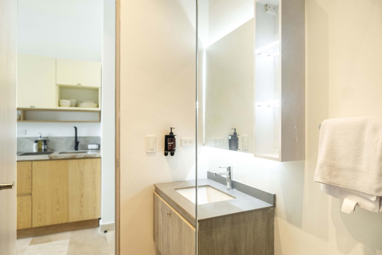 Room 4, w Inviting Loft in the Heart of Bocagrande, Cartagena de Indias