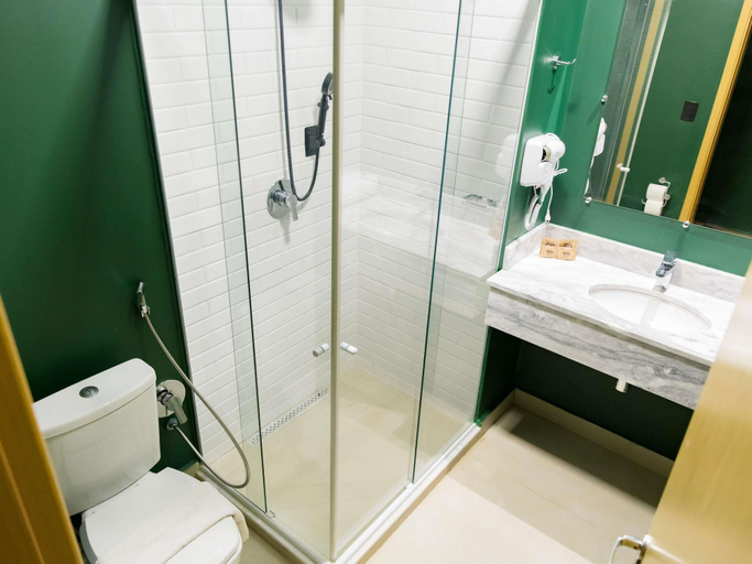 Bathroom 5, Ibis Styles Foz Do Iguaçu, Foz do Iguaçu