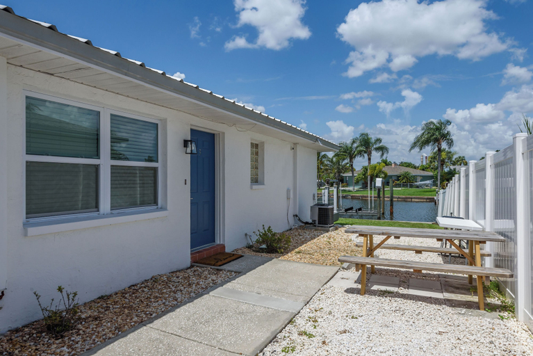 Interior 5, Updated Waterfront Condo in Apollo Beach 1572, Hillsborough