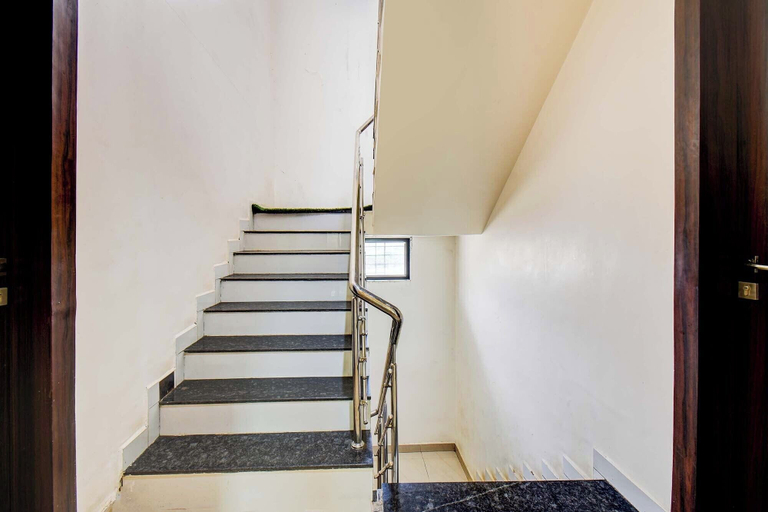 Lobby 3, FabExpress Abhishek, Pune