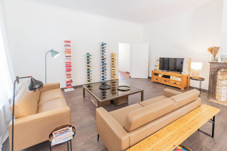 Living area 4, Château de Campuget, Gard