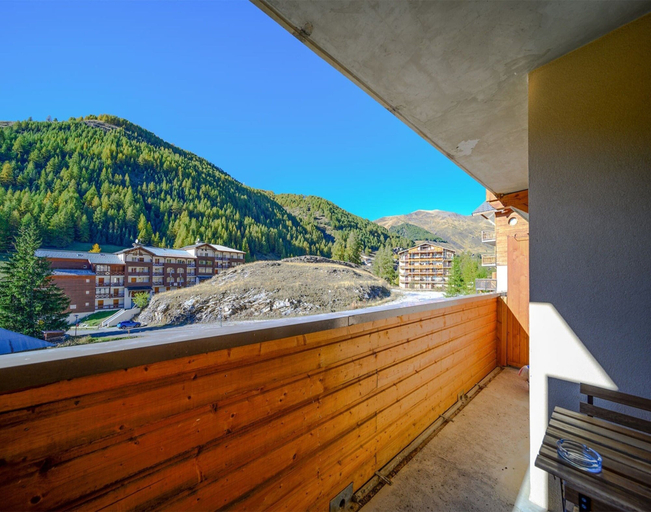 Living room 2, Apartment in France With Ski Slope Access, Alpes-de-Haute-Provence