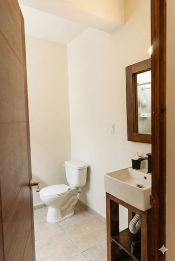 Bathroom 5, Casaola Mizata, Teotepeque