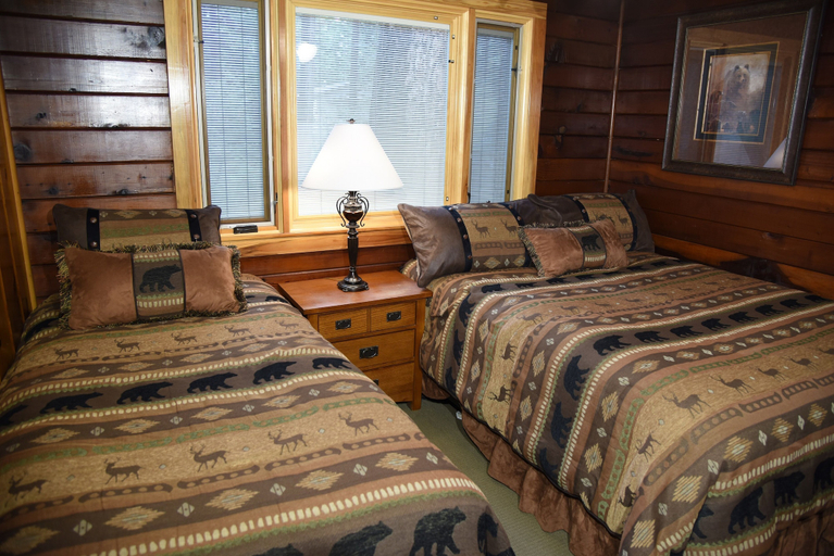 Bedroom 2, Tuolumne Meadow, Mariposa