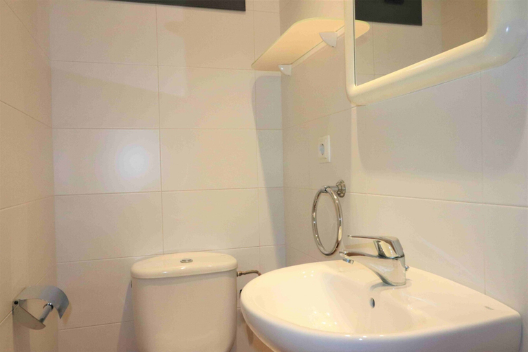 Bathroom 4, Apartment in Roses by the Beach, Girona
