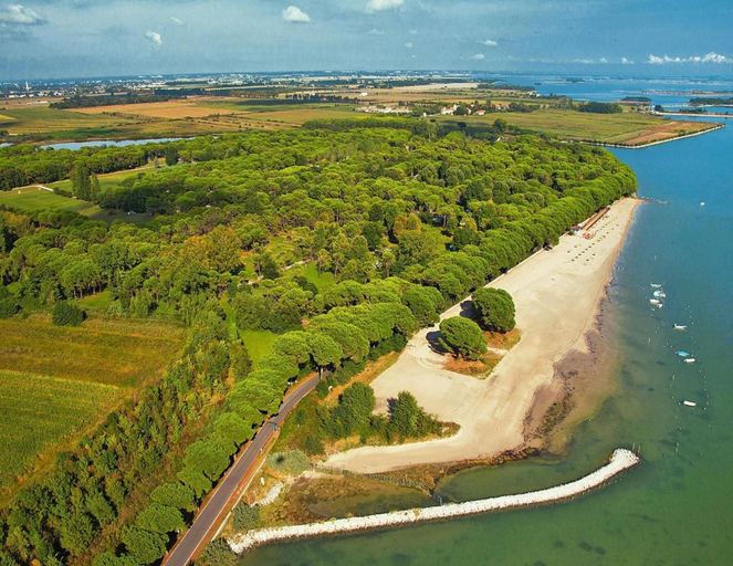 Others 5, Caravan Park Belvedere, Grado, Udine