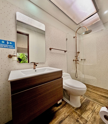 Bathroom 4, HOTEL CASA IRIS, Cajicá