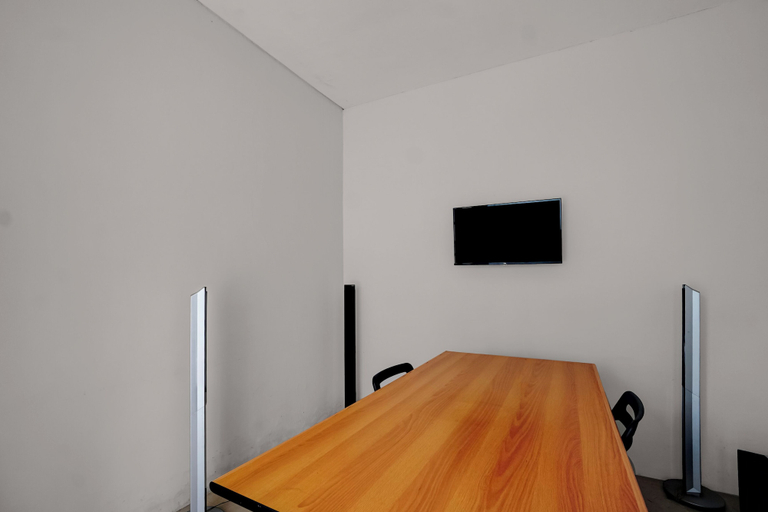Meeting facility 4, Hotel O near Ciputra World Surabaya, Surabaya