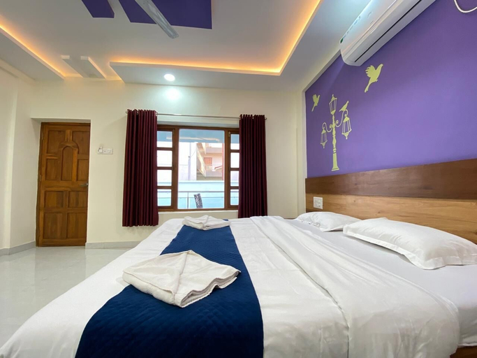 Bedroom 3, Hotel Nagavkars Palace, Raigarh