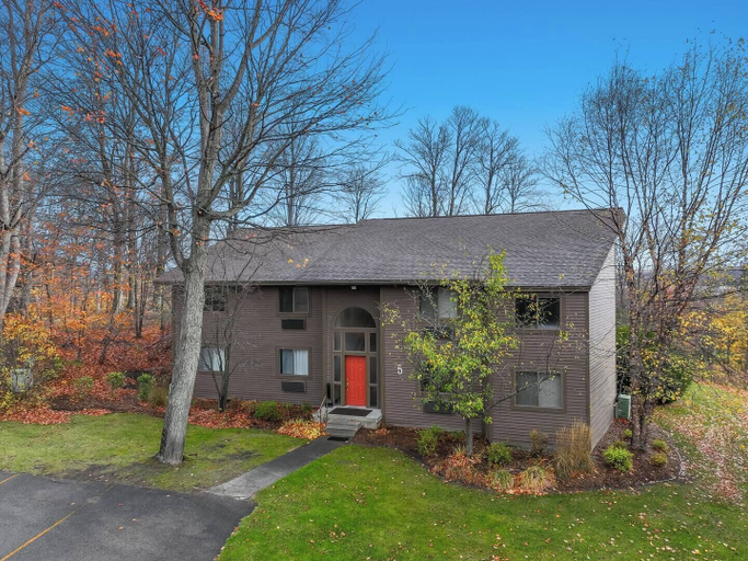 Interior 5, Torch Lake Vista A Ga Ming Golf Retreat 741 Unit 9B, Antrim