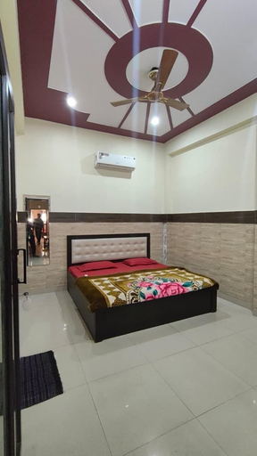 Room 5, Sudama Krishna Residency, Mathura