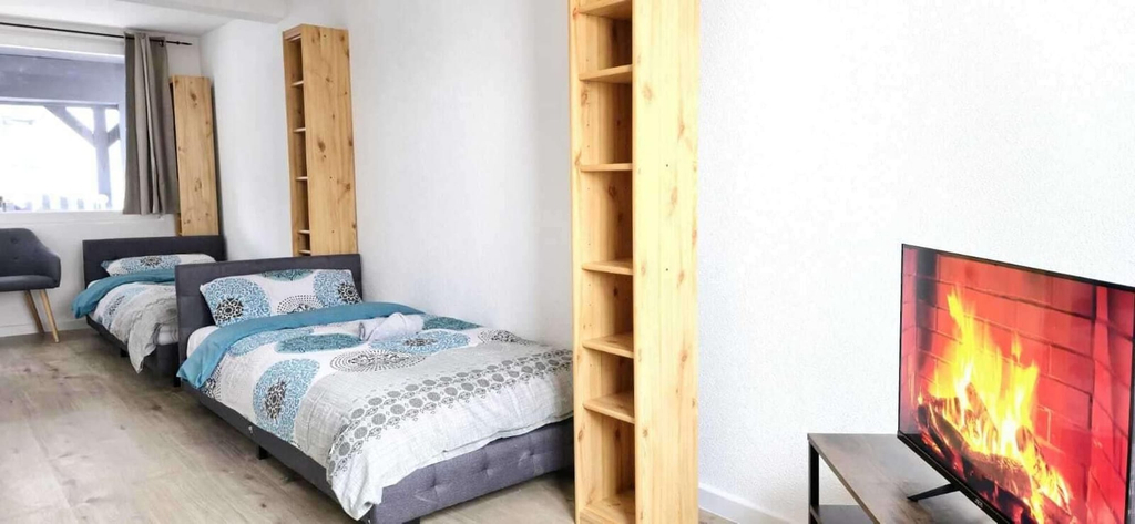 Room 4, 3-bed Cosy Apartment - Sleeps 7, Schwarzwald-Baar-Kreis
