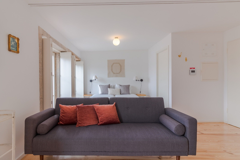 Primary image 1, Studio, Ideal for Smaller Groups, Porto