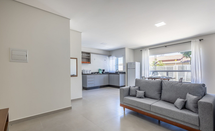 Living area 2, Apt w/ Barbecue Grill 190 m From the Beach Mbu0102, Barra Velha