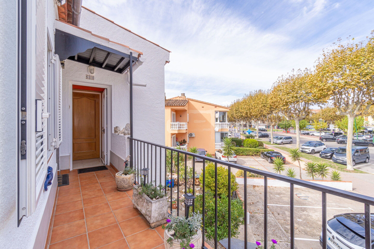Exterior 4, Apartment in Empuriabrava Near Sand Beach, Girona