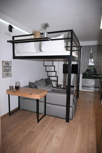 Room 4, Urban Loft by Neuvel, Attica
