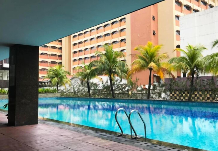 Pool, Studio At Tamansari Semanggi Apartment Near Scbd, Jakarta Selatan