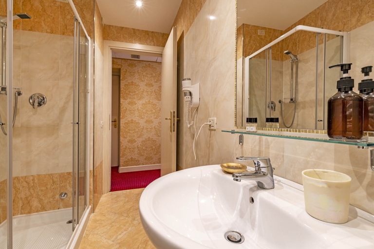 Room 5, Ca di Malta Room 3 by Wonderful Italy, Venezia